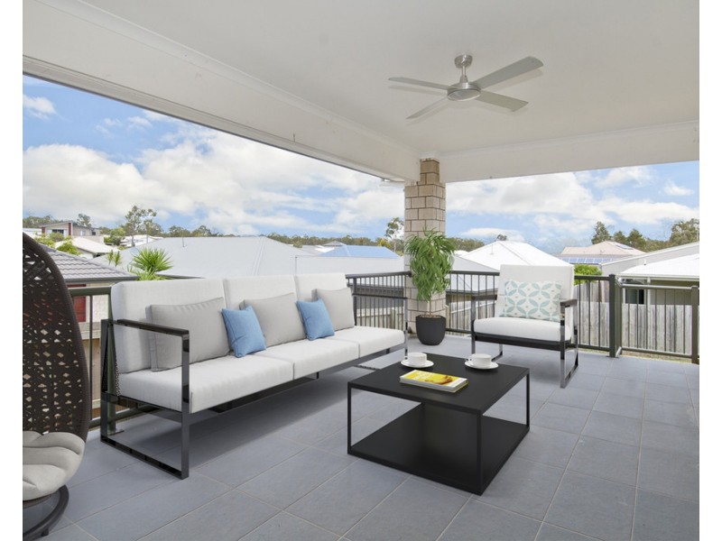 33 Frankland Ave, Waterford QLD 4133
