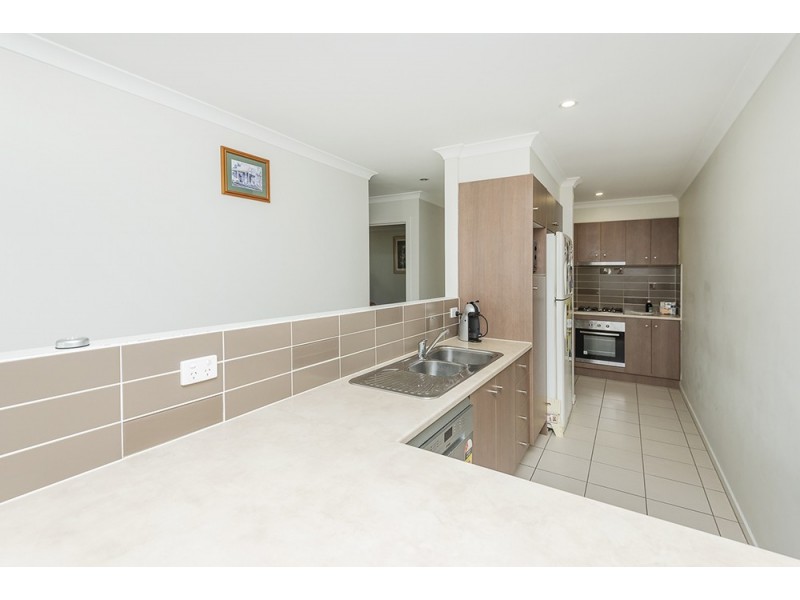 37b Goundry Dr, Holmview QLD 4207