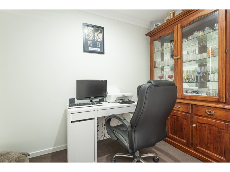 37b Goundry Dr, Holmview QLD 4207