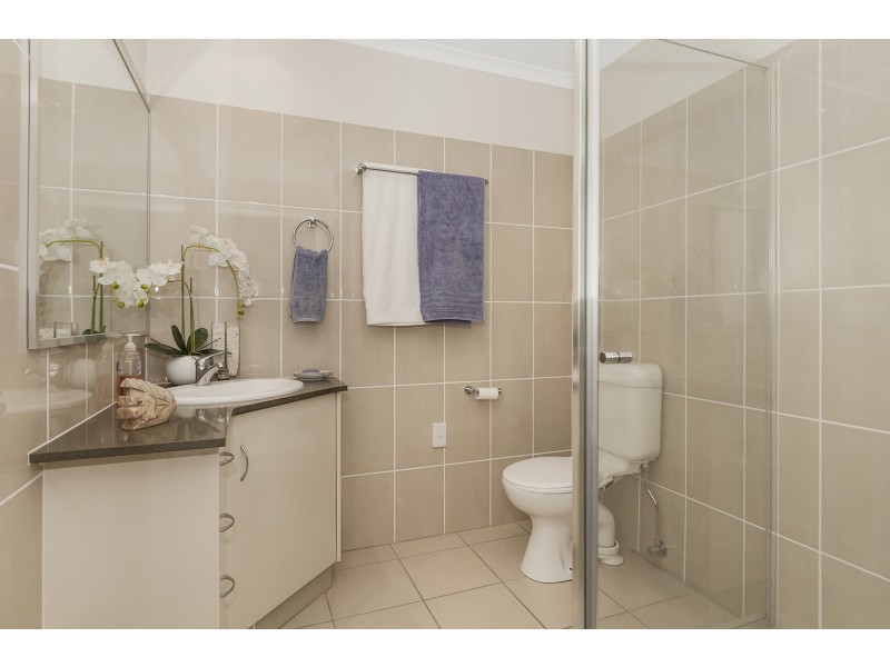 Villa 32 Palm Lakes, Waterford QLD 4133