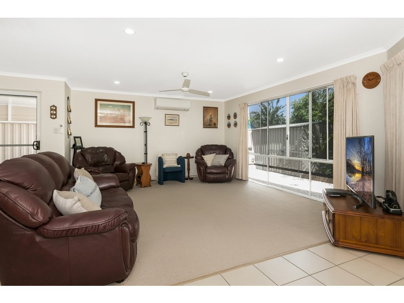 Villa 32 Palm Lakes, Waterford QLD 4133