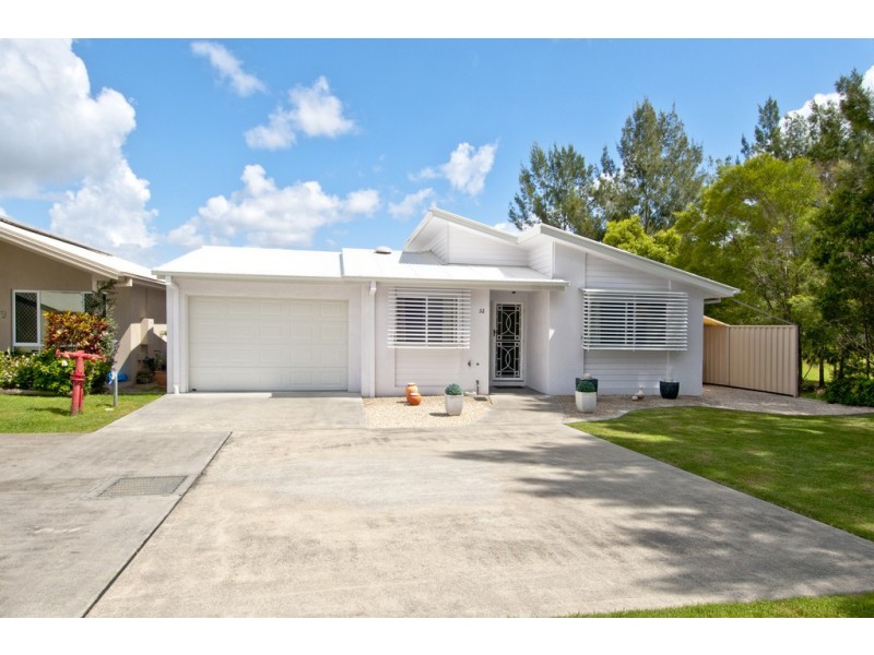 Villa 32 Palm Lakes, Waterford QLD 4133