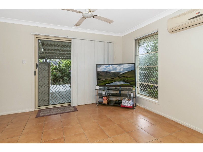 8 Lifestyle Close, Waterford West QLD 4133