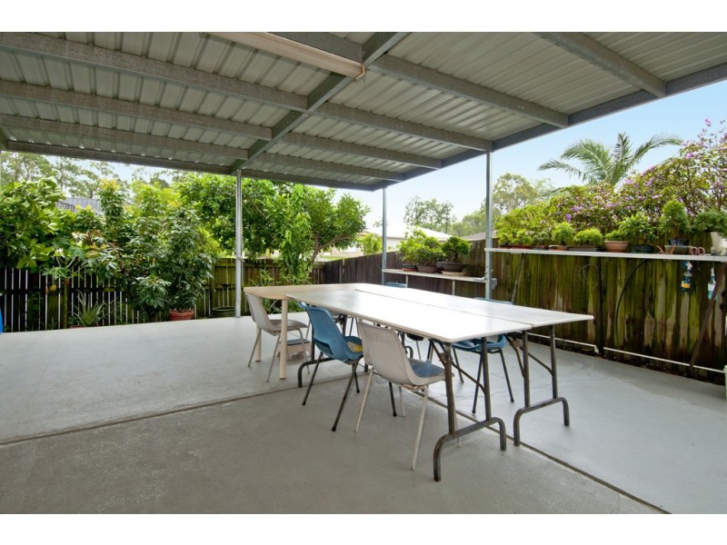 8 Lifestyle Close, Waterford West QLD 4133