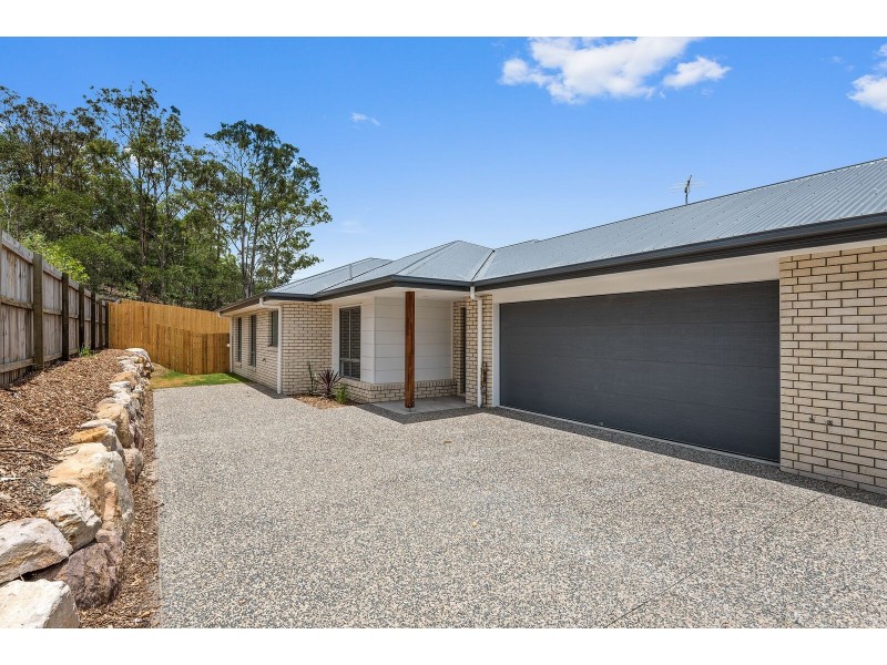 2/17 Savannah Court, Waterford QLD 4133