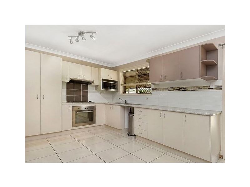 29 Samantha Street, Boronia Heights QLD 4124