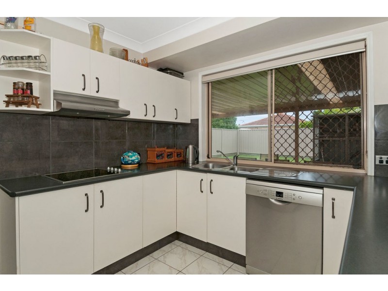 72 Kilsay Cres, Meadowbrook QLD 4131