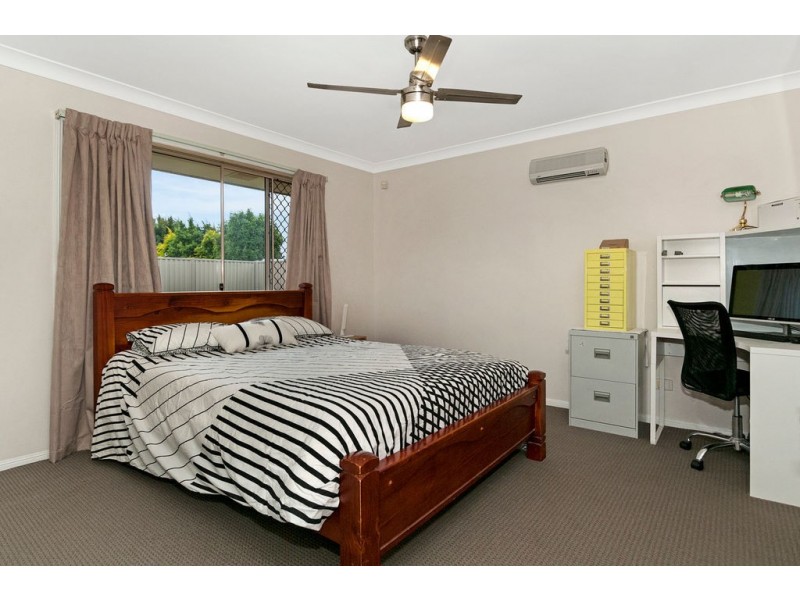 72 Kilsay Cres, Meadowbrook QLD 4131