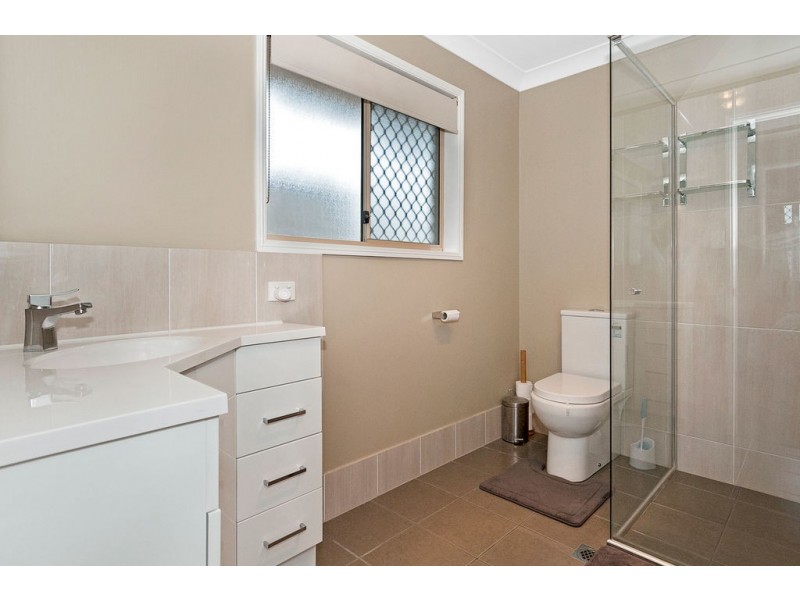 72 Kilsay Cres, Meadowbrook QLD 4131