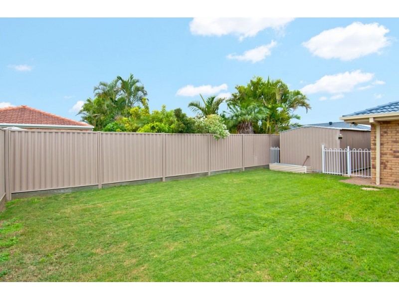 72 Kilsay Cres, Meadowbrook QLD 4131