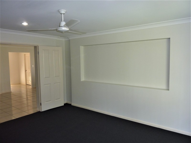 14 Crescendo Place, Crestmead QLD 4132