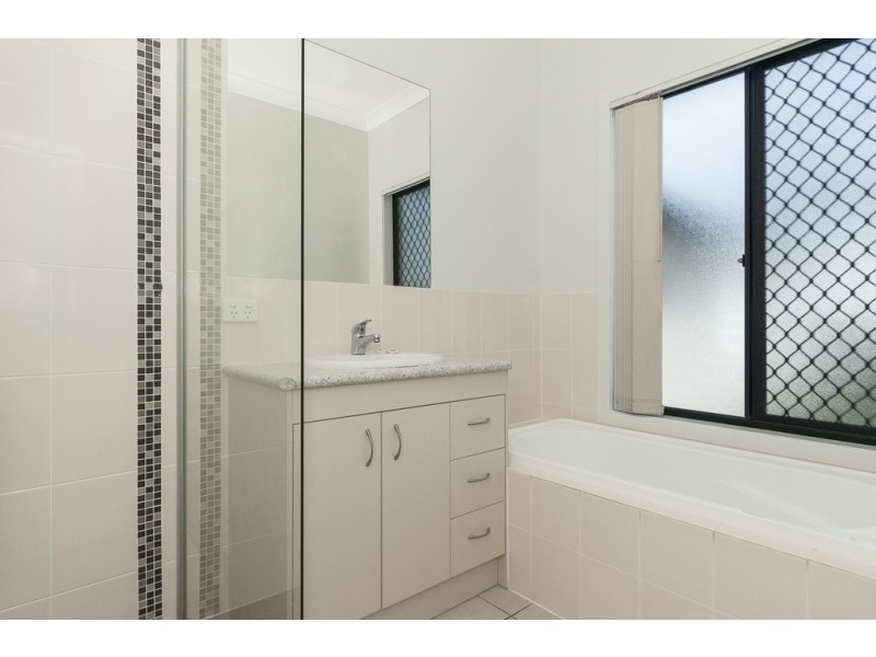 6 Carnarvon Crescent, Waterford QLD 4133