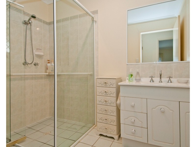 174/16 Holzheimer Rd Regal Waters, Bethania QLD 4205