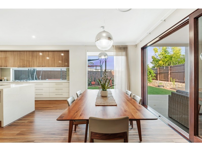 38 Kookaburra Circuit, Rochedale QLD 4123