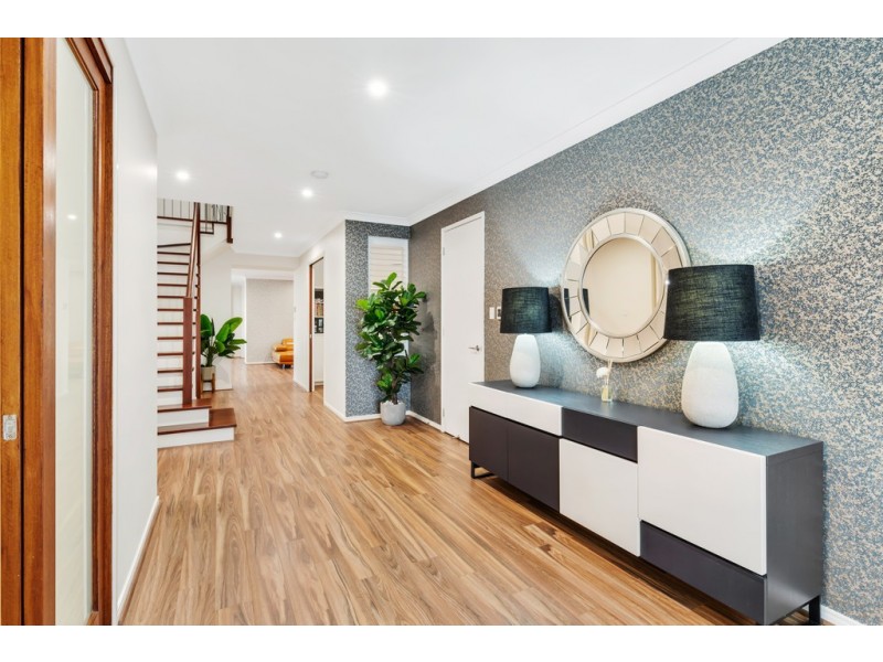 38 Kookaburra Circuit, Rochedale QLD 4123