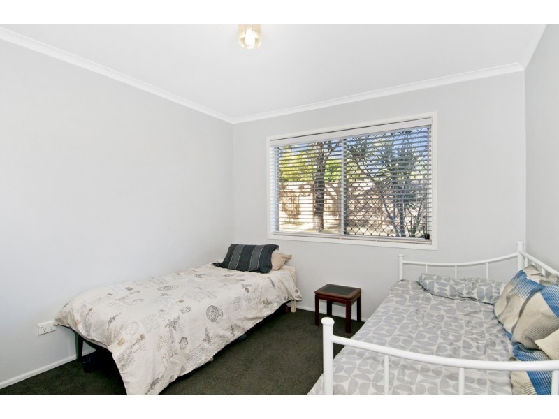 26 Montrose Ave, Bethania QLD 4205