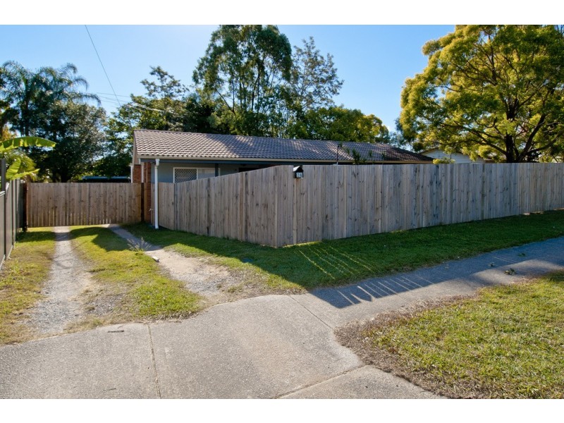 26 Montrose Ave, Bethania QLD 4205