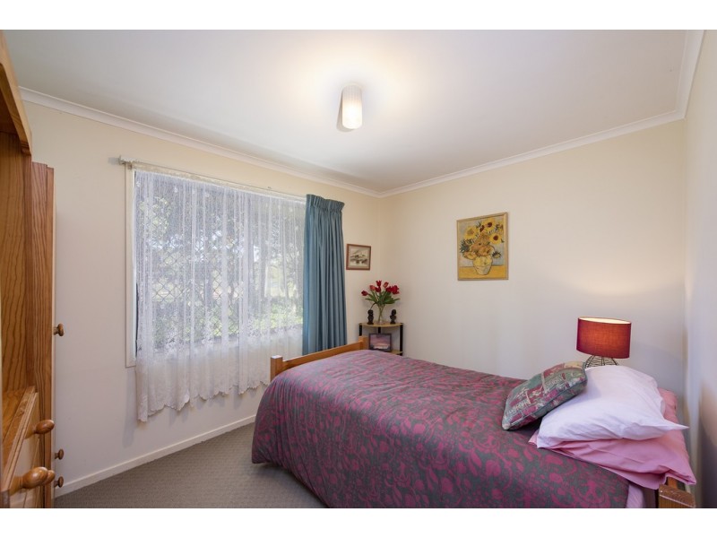 9-11 Richards Street, Loganlea QLD 4131