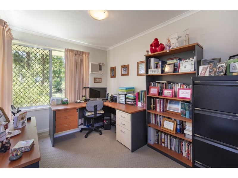 9-11 Richards Street, Loganlea QLD 4131