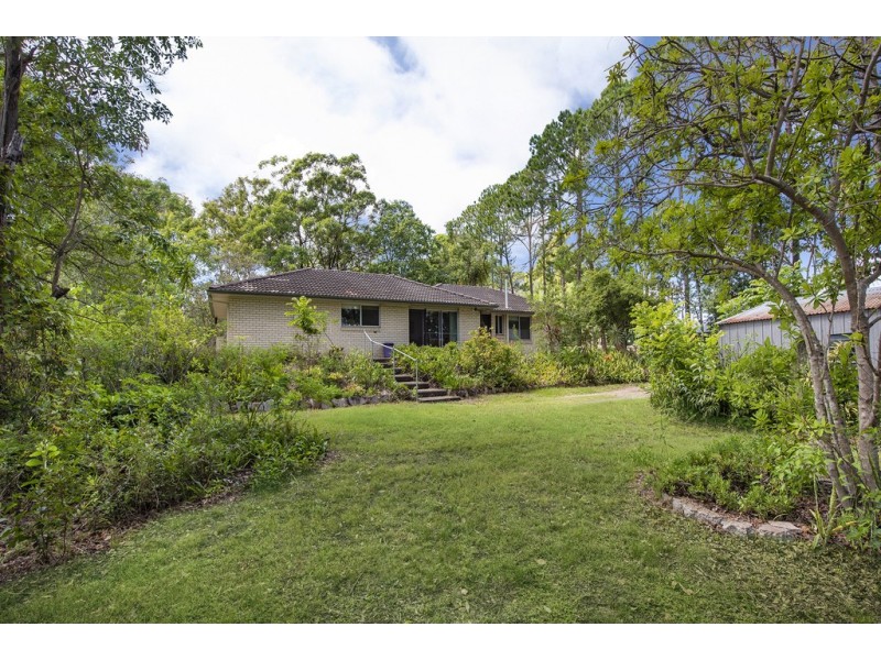 9-11 Richards Street, Loganlea QLD 4131