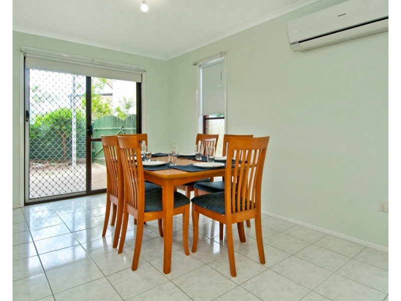 17 Limerick Drive, Crestmead QLD 4132