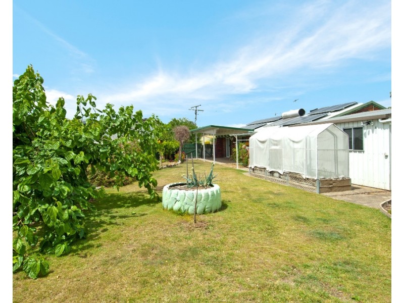 17 Limerick Drive, Crestmead QLD 4132