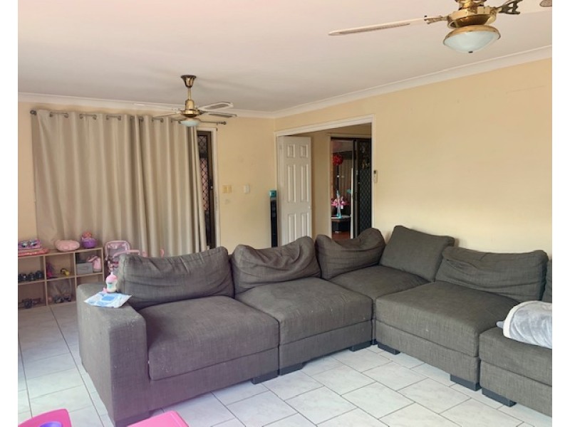 33 Laughlin Street, Kingston QLD 4114