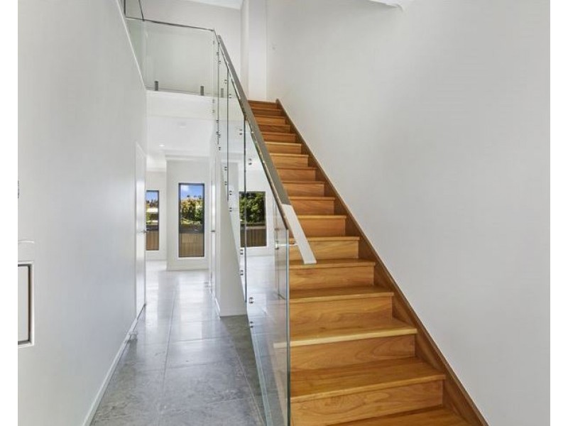 3/4 Meyer Street, Southport QLD 4215