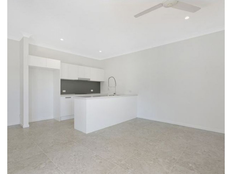 3/4 Meyer Street, Southport QLD 4215