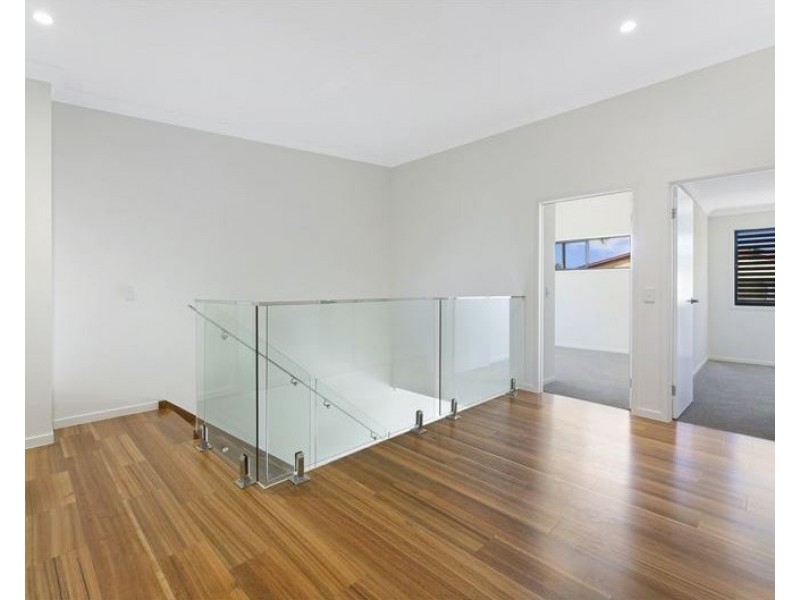 3/4 Meyer Street, Southport QLD 4215