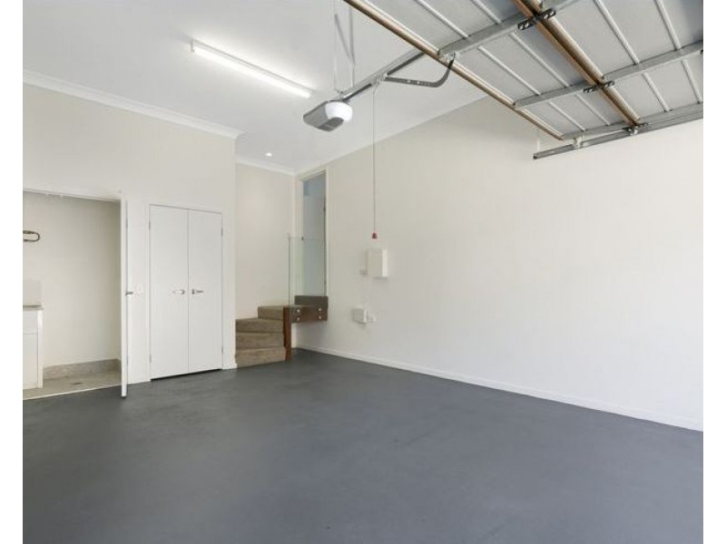 3/4 Meyer Street, Southport QLD 4215