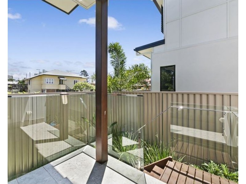 3/4 Meyer Street, Southport QLD 4215