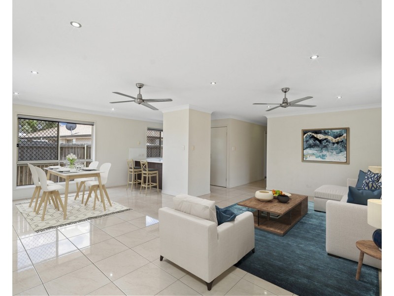 17 Frankland Ave, Waterford QLD 4133