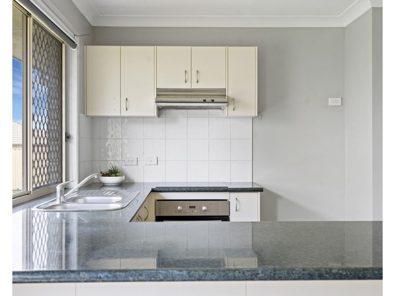 64 Muchow Rd, Waterford West QLD 4133