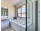 31 Frankland Ave, Waterford QLD 4133