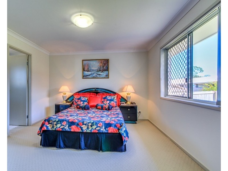 31 Frankland Ave, Waterford QLD 4133