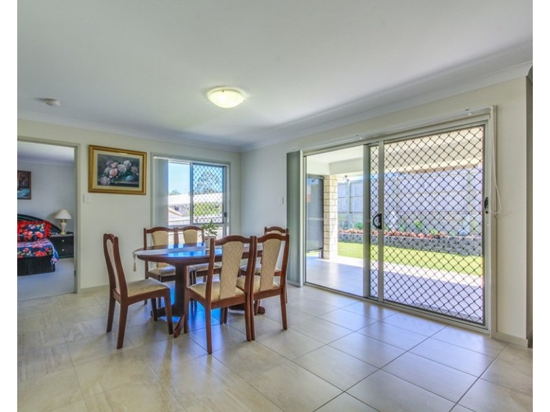 31 Frankland Ave, Waterford QLD 4133
