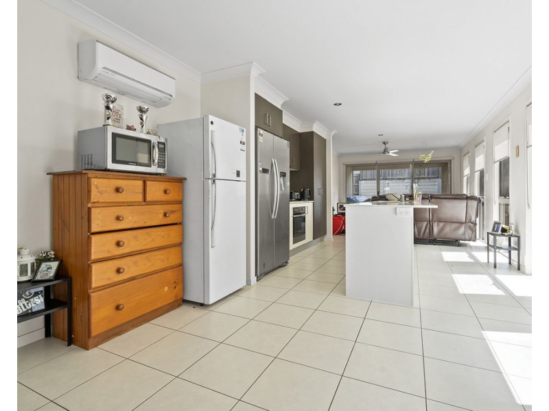 81 Willow Rise Drive, Waterford QLD 4133