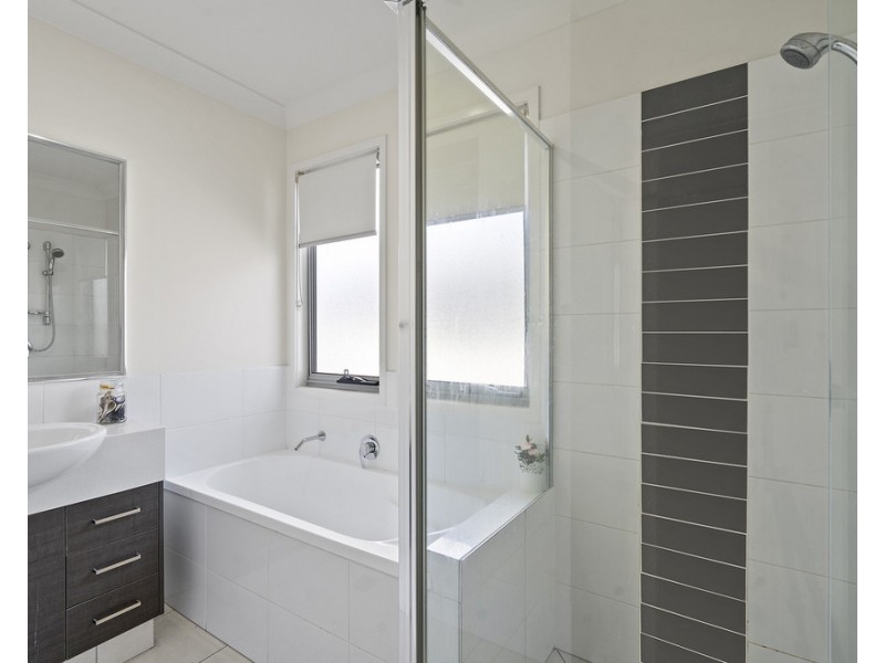 81 Willow Rise Drive, Waterford QLD 4133