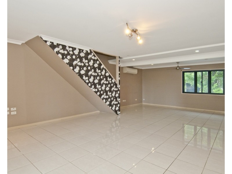 891 Kingston Rd, Waterford West QLD 4133