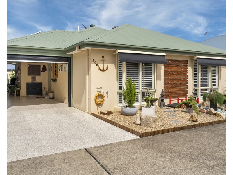 Villa 206/196 Logan Street, Eagleby QLD 4207