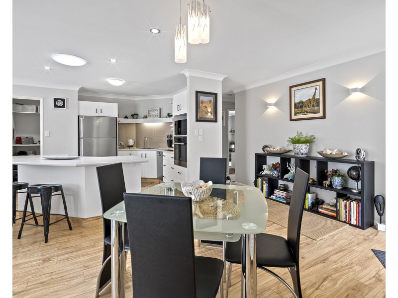 Villa 206/196 Logan Street, Eagleby QLD 4207