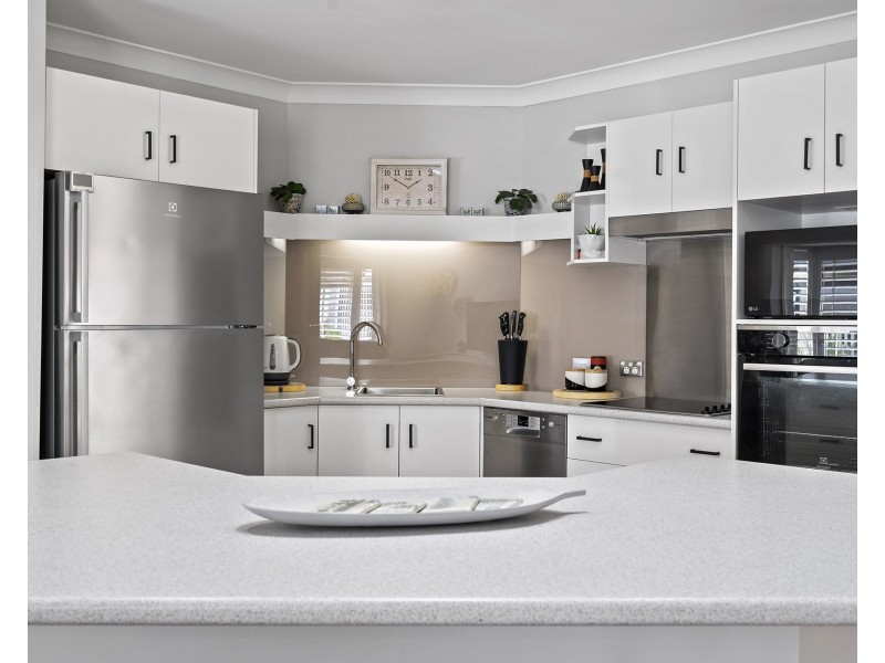 Villa 206/196 Logan Street, Eagleby QLD 4207