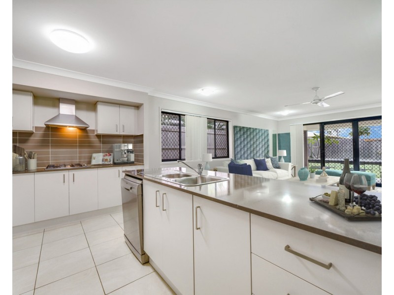 19 Sunstone Court, Logan Reserve QLD 4133