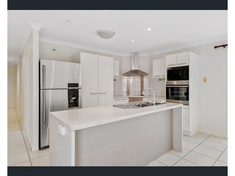 225 Eagle Street, Collingwood Park QLD 4301
