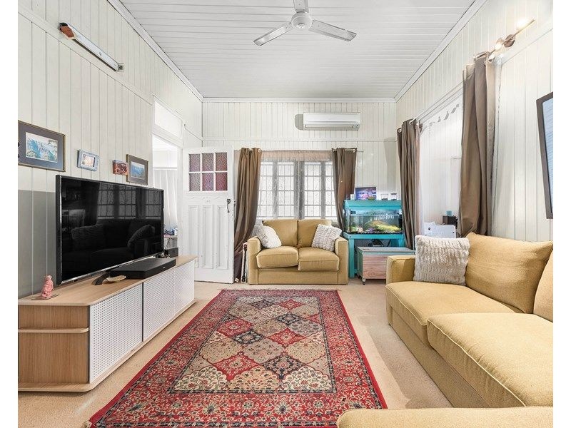 37 Donaldson Street, Corinda QLD 4075