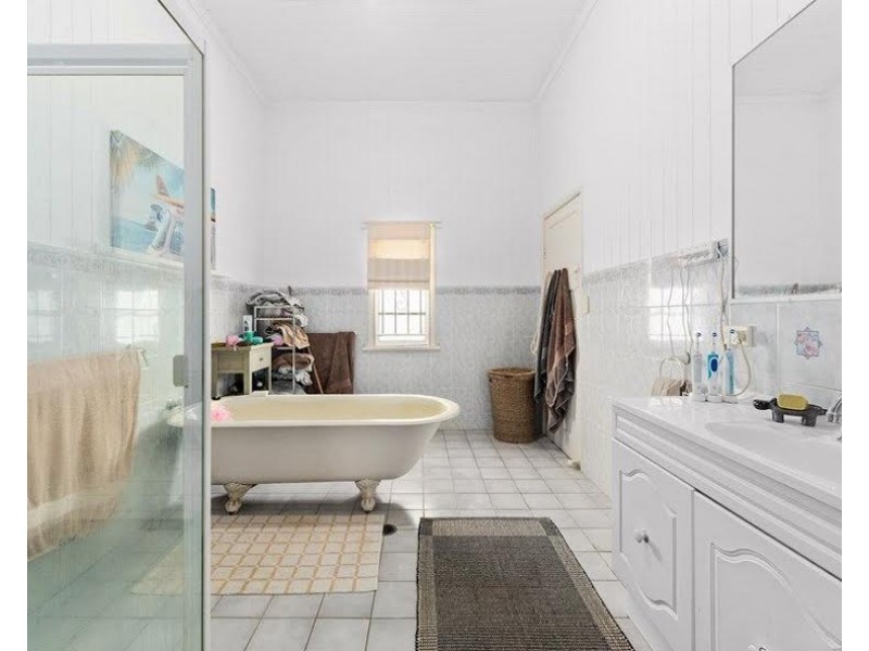 37 Donaldson Street, Corinda QLD 4075