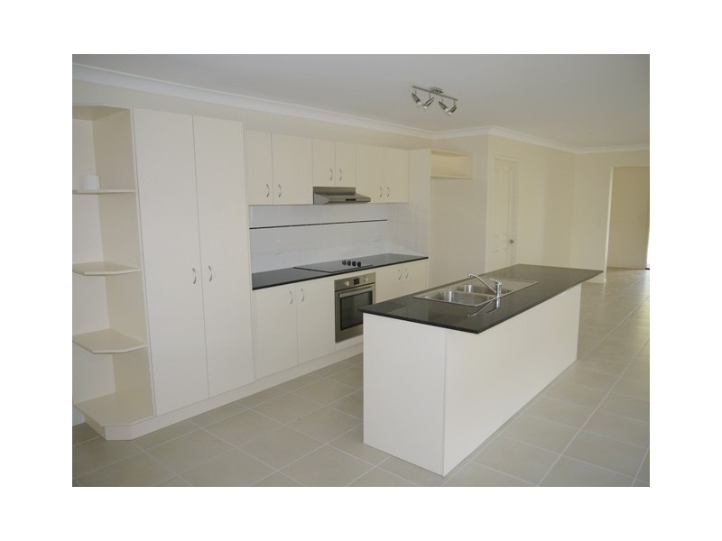 114 Jarvis Rd, Waterford QLD 4133