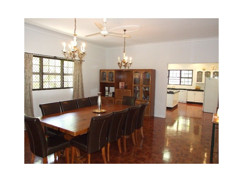 37 Burow Rd, Waterford QLD 4133