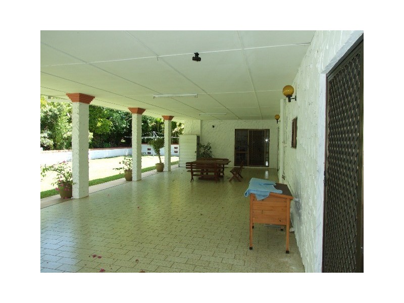 37 Burow Rd, Waterford QLD 4133